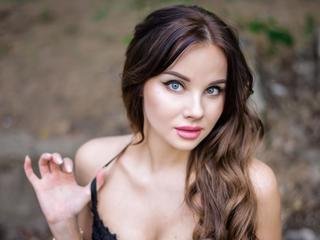 Goldie27 - Music, dance, stripping and sports.