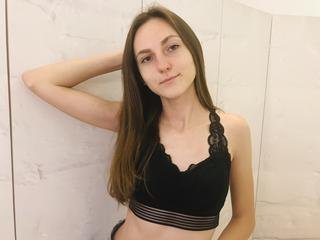 JekkieJost - I am good dancer and i like to shake my body. If you want to see it and join me im waitin for you in my room