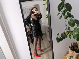 FetishhGoddess - Ich bin auf eine intimere Show spezialisiert und bevorzuge es, Kunden kennenzulernen und auf ihre individuellen Bedürfnisse einzugehen. Ich bin eine professionelle Domina und Fetisch-Model, die es liebt, meine Verführungskräfte einzusetzen, um Ihnen Ihren Fetisch-Touch zu geben.